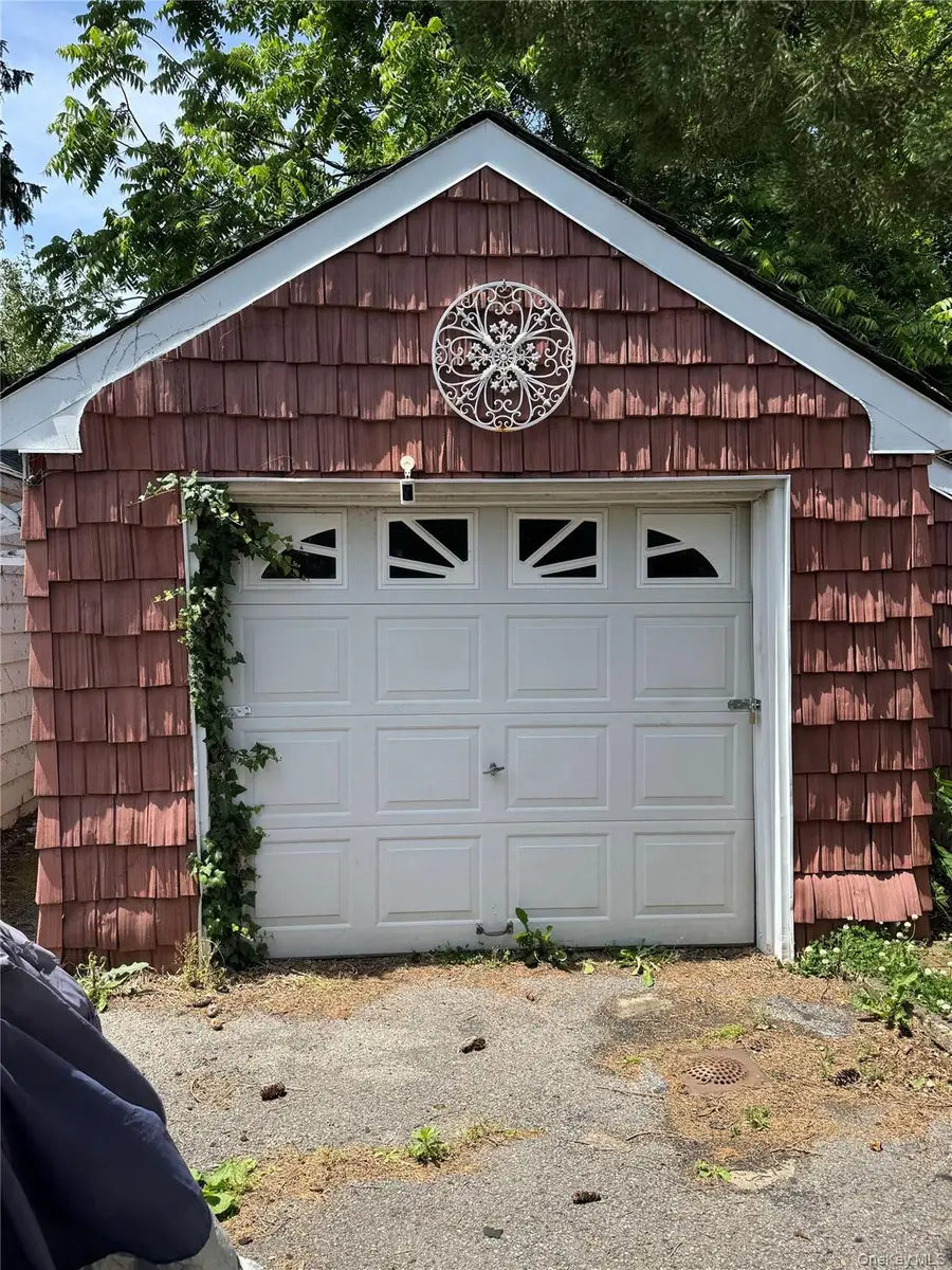 1900 Carleton Place, Baldwin, NY 11510 - #2