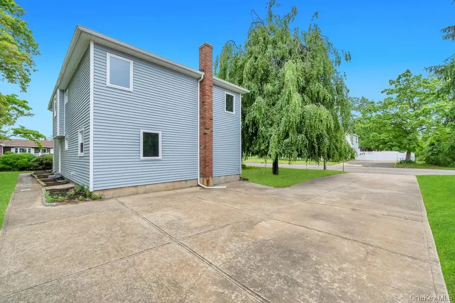 46 Jamaica Avenue, Wyandanch, NY 11798 - #3