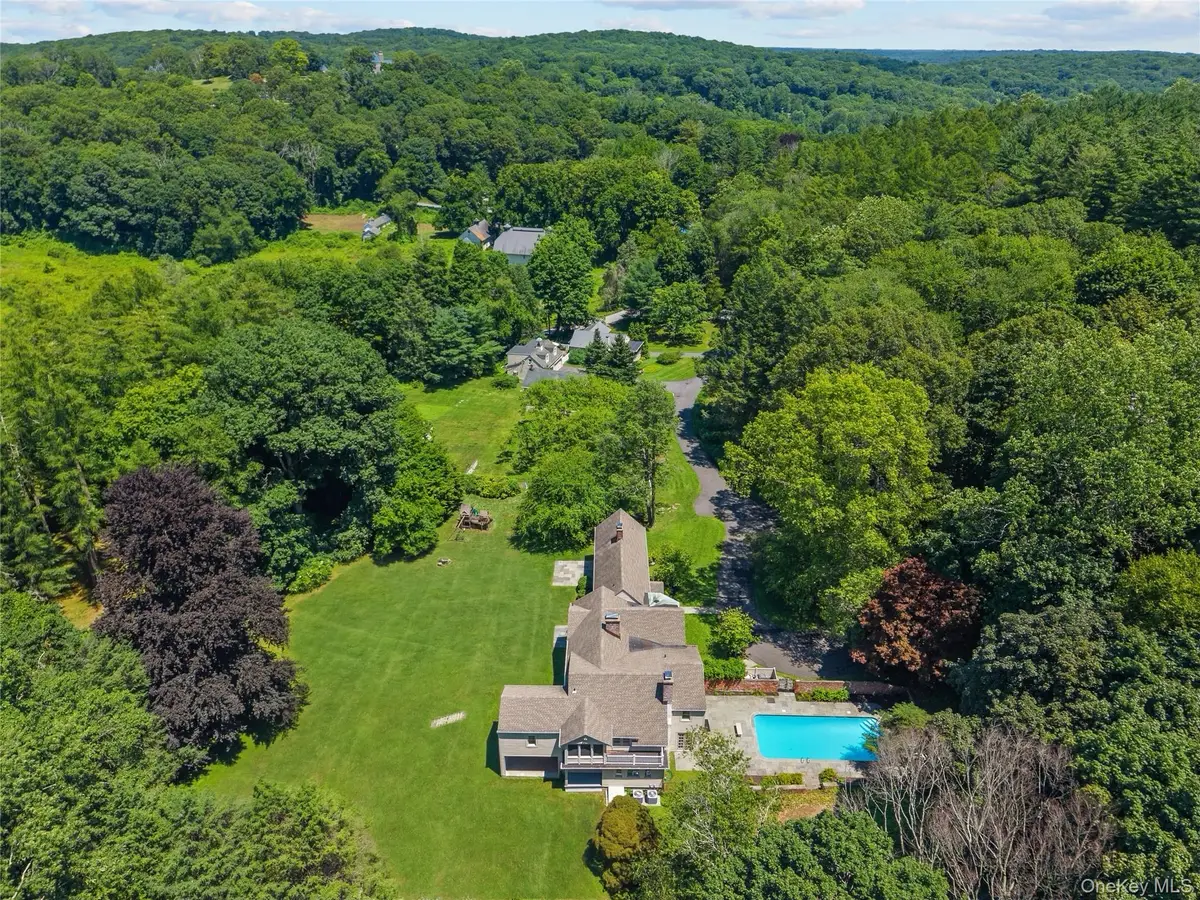9 Oregon Road, Bedford Corners, NY 10549 - #1