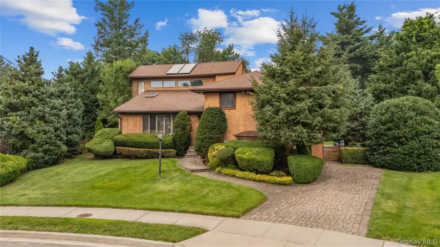 65 Elmtree Lane, Jericho, NY 11753 - #3