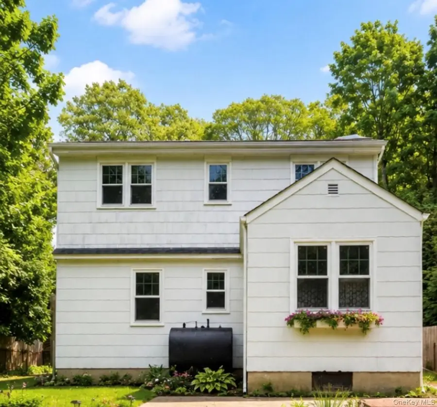 215 Manor Road, Elwood, NY 11740 - #2