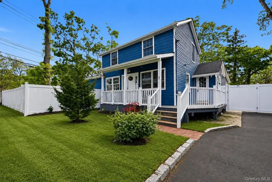 2 Taft Avenue, Islip, NY 11751 - #2
