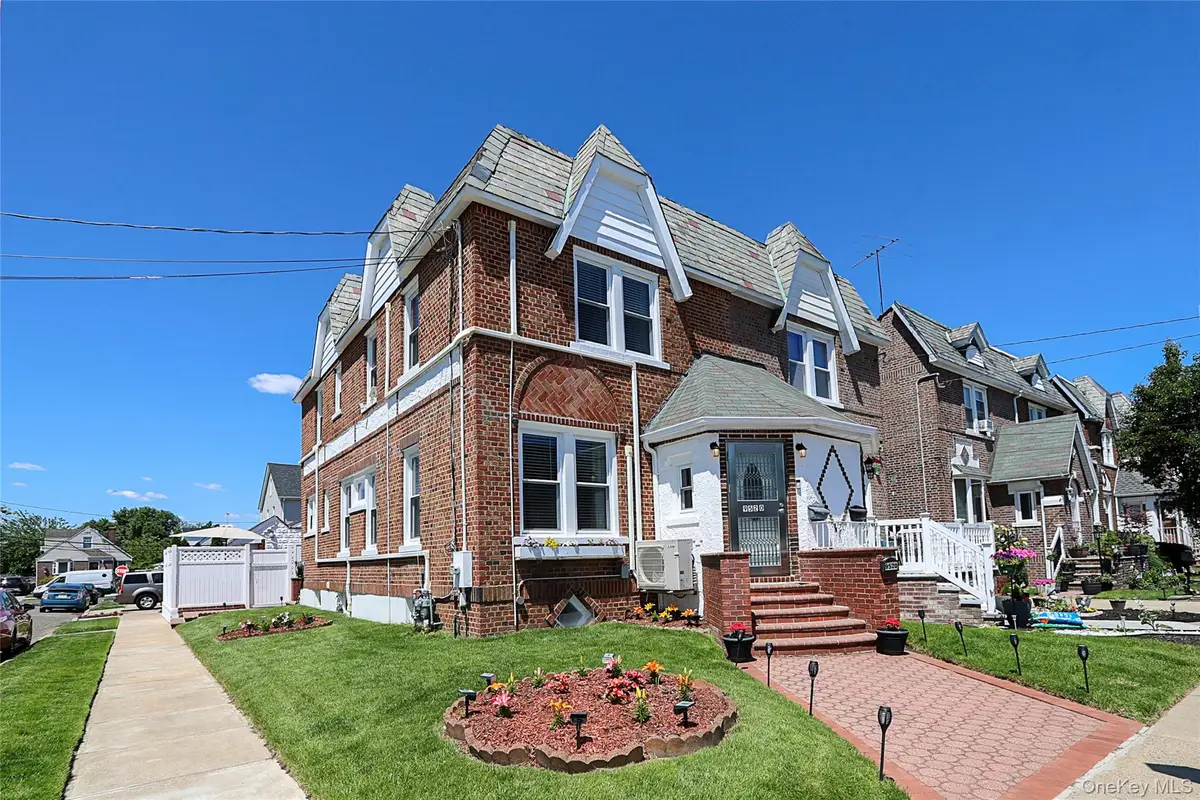 95-20 239th Street, Floral Park, NY 11001 - #1