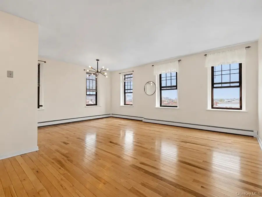 310 Riverside Boulevard #5F, Long Beach, NY 11561 - #2