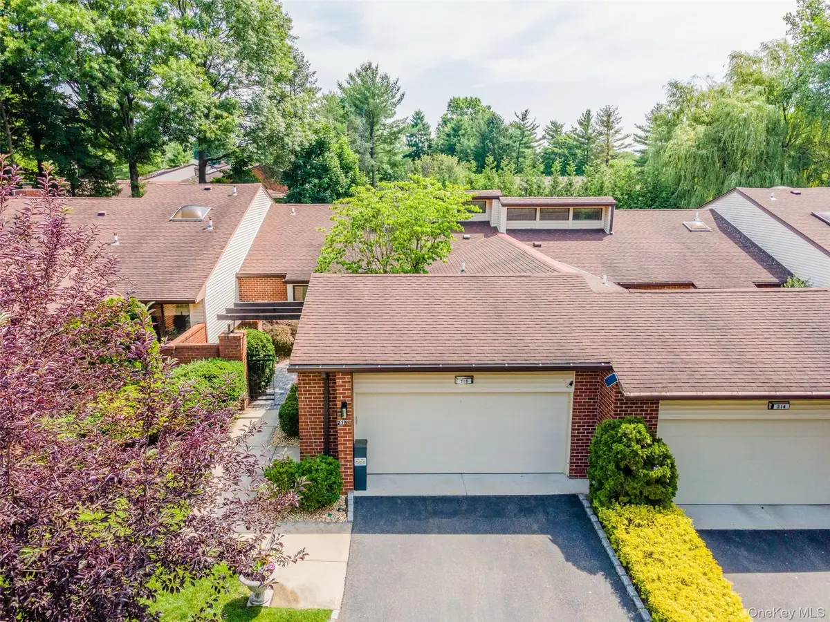 215 Hornbill Drive, Manhasset, NY 11030 - #1