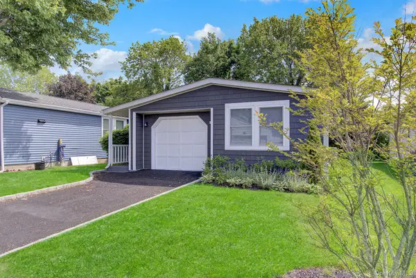 11 A Dogwood Lane #11 A, Manorville, NY 11949