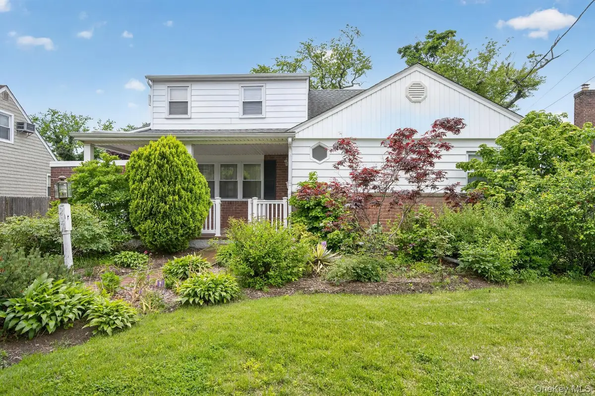 567 Pearl Street, Oceanside, NY 11572 - #1