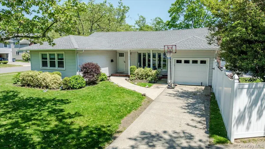 534 Allen Road, Woodmere, NY 11598 - #2