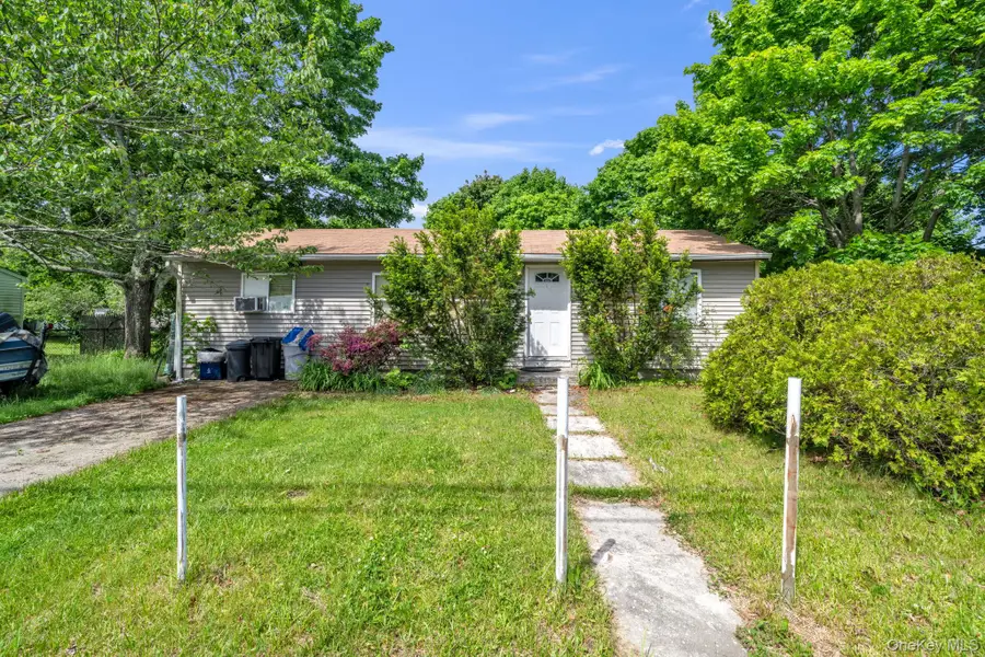 656 Taylor Avenue, Patchogue, NY 11772 - #2