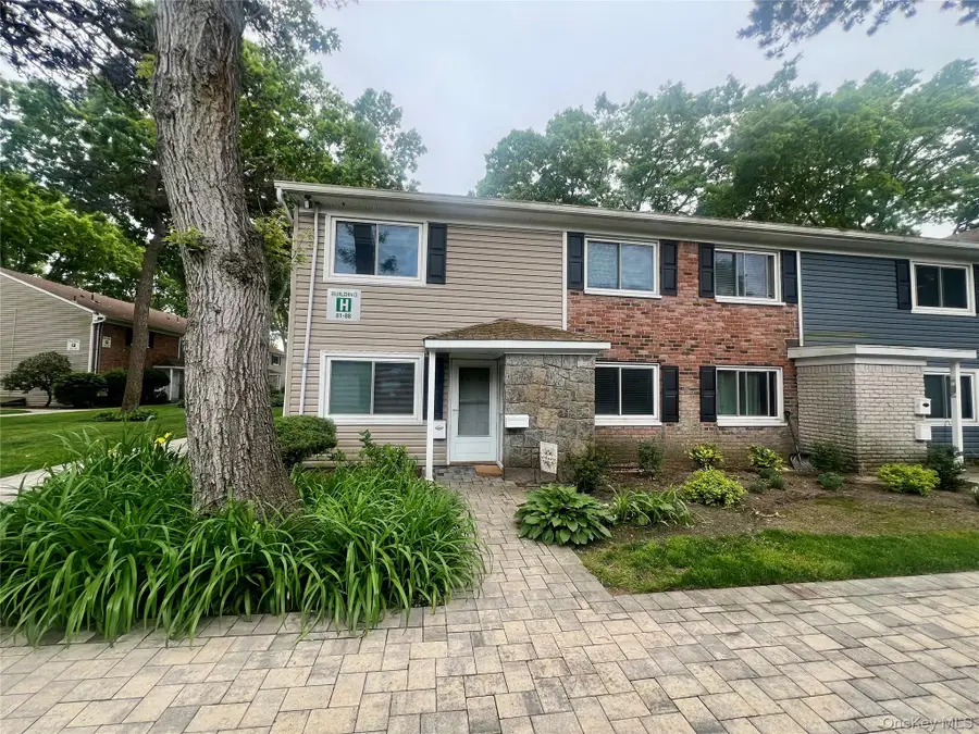40 W 4th Street #81, Patchogue, NY 11772 - #2