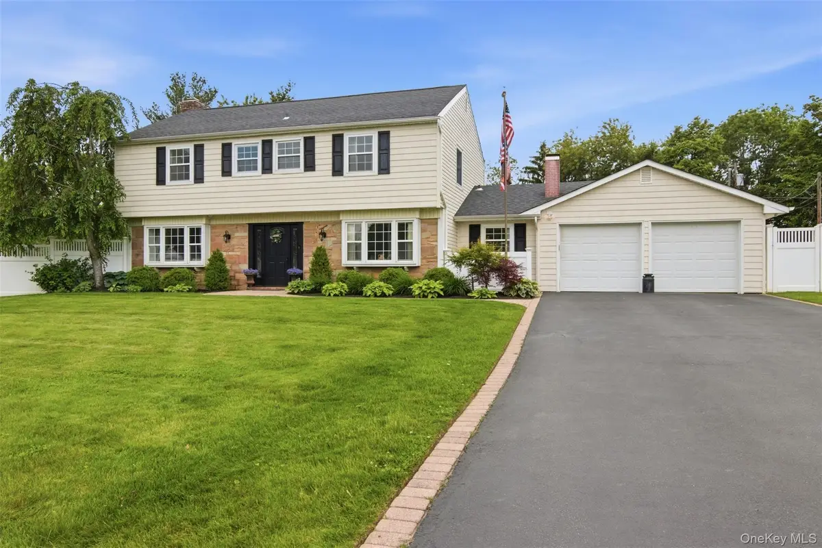 4 Blackwell Court, Stony Brook, NY 11790 - #1