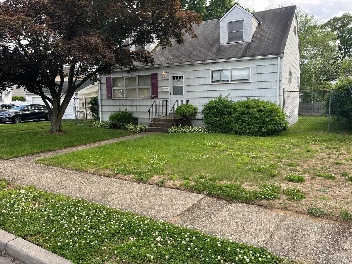 497 Maryann Lane, West Hempstead, NY 11552 - #1