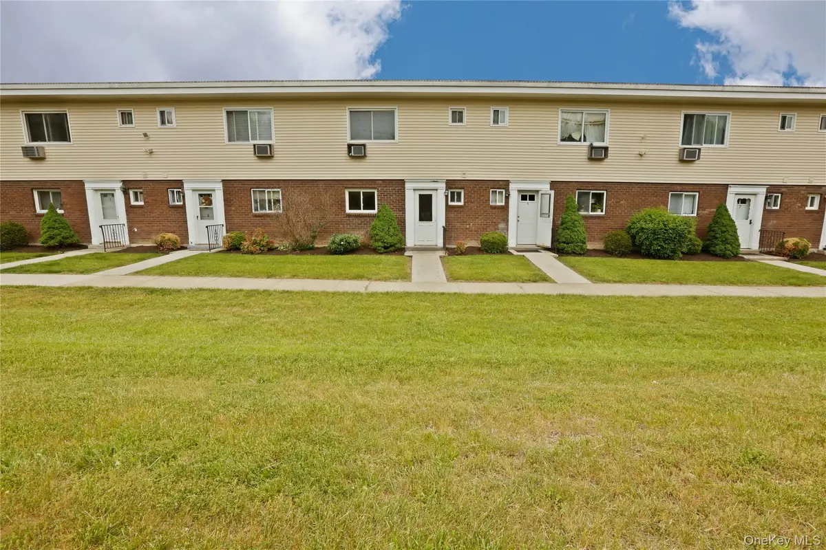 881 Albany Post Road #5, New Paltz, NY 12561 - #1