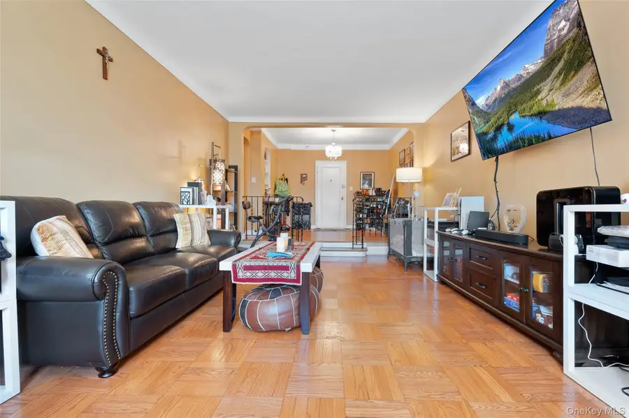 8449 168th Street #2U, Jamaica, NY 11432 - #2