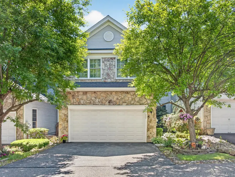 5 Holly Court, Tuxedo Park, NY 10987 - #2