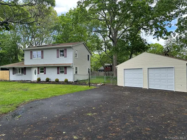 279 Beaver Drive, Mastic Beach, NY 11951