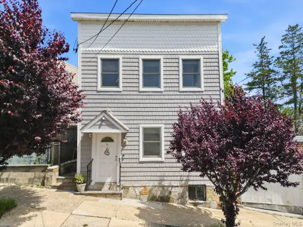 96 Wakefield Avenue, Yonkers, NY 10704