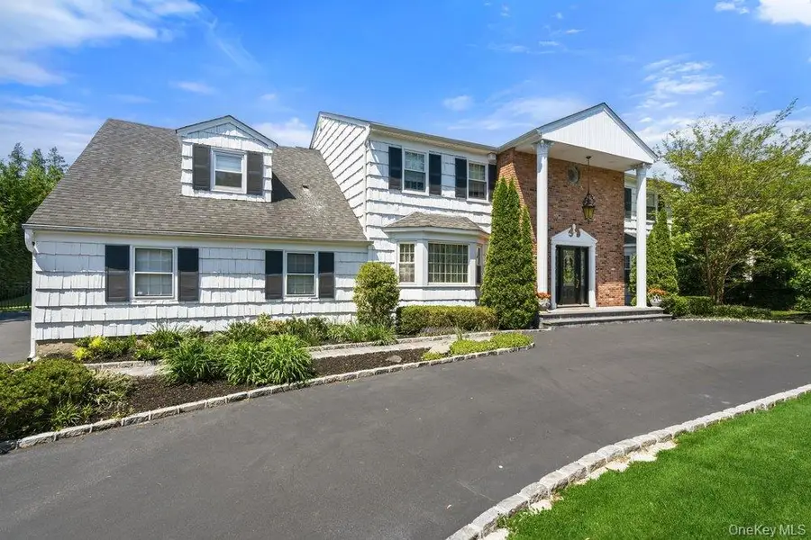 119 Plainview Road, Woodbury, NY 11797 - #2