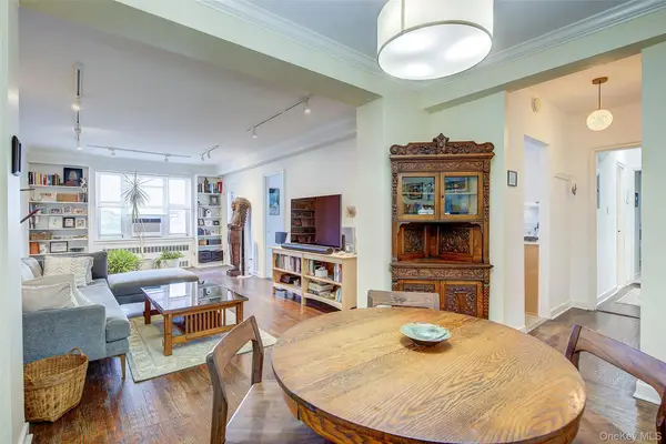 83-33 Austin Street #6C, Kew Gardens, NY 11415