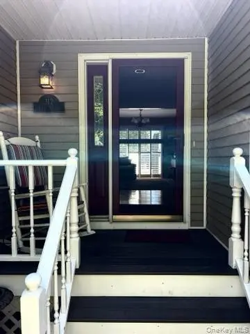 312 Riley Avenue, Baiting Hollow, NY 11933 - #3
