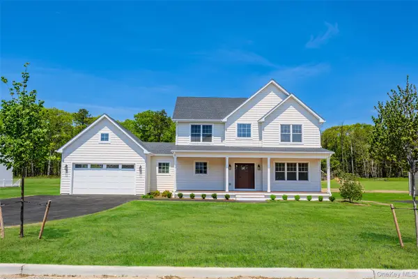 5 Jersey Avenue, Miller Place, NY 11764