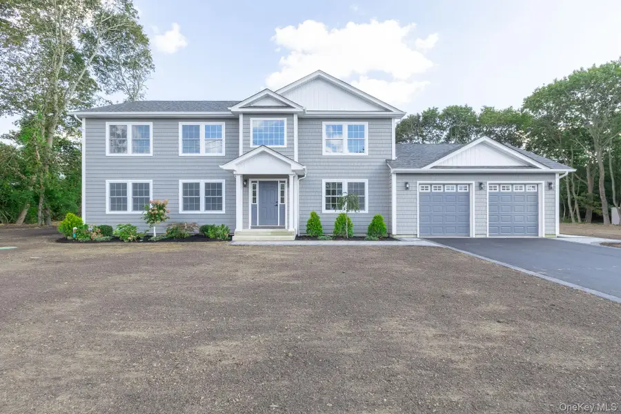 92 Park Street, Blue Point, NY 11715 - #3