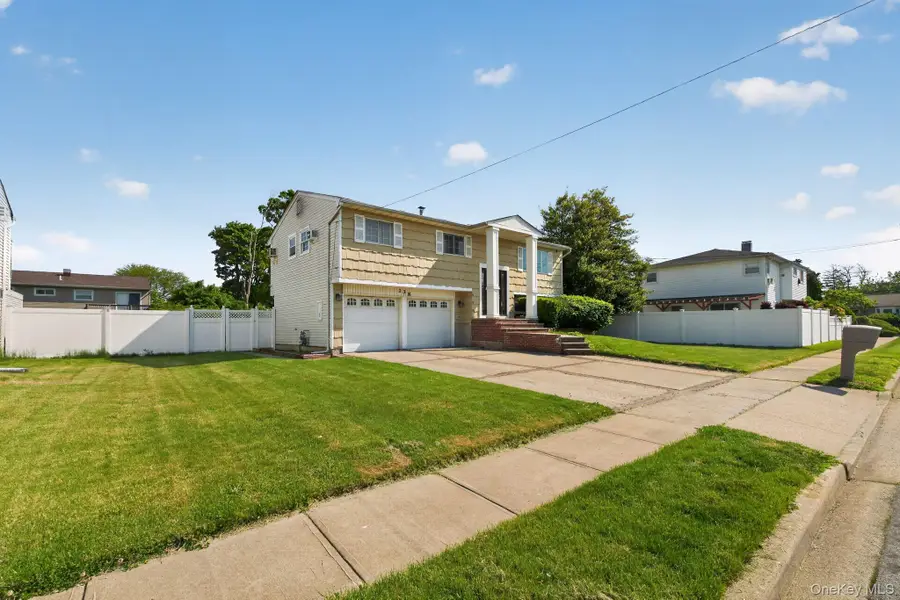 138 Spring Street, Massapequa, NY 11758 - #3