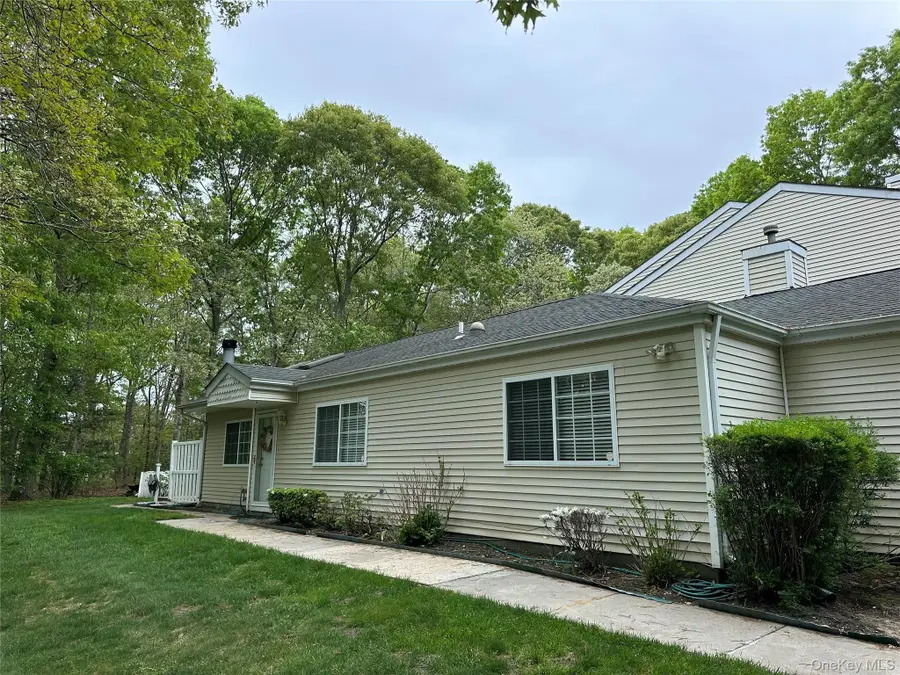89 Rabbit Run, Manorville, NY 11949 - #2