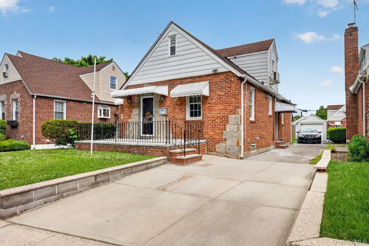 8311 Little Neck Parkway, Glen Oaks, NY 11004 - #1