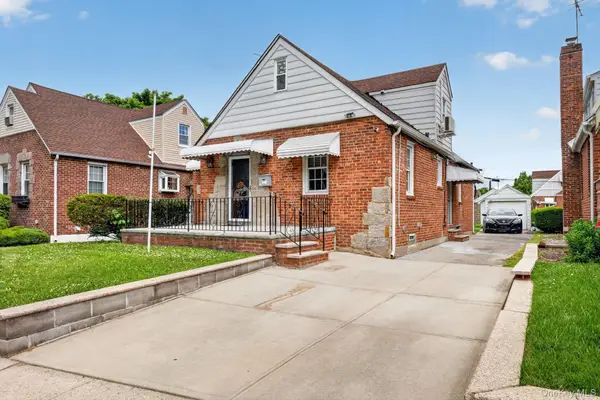 8311 Little Neck Parkway, Glen Oaks, NY 11004