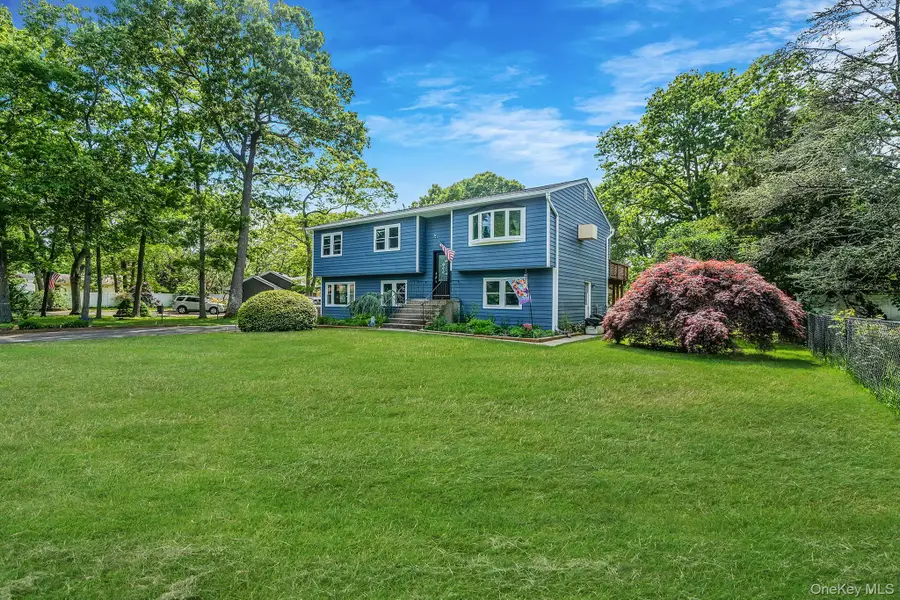 489 Carnation Drive, Shirley, NY 11967 - #3