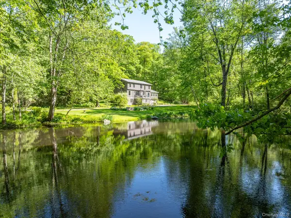 143 E Middle Patent Road, Bedford, NY 10506
