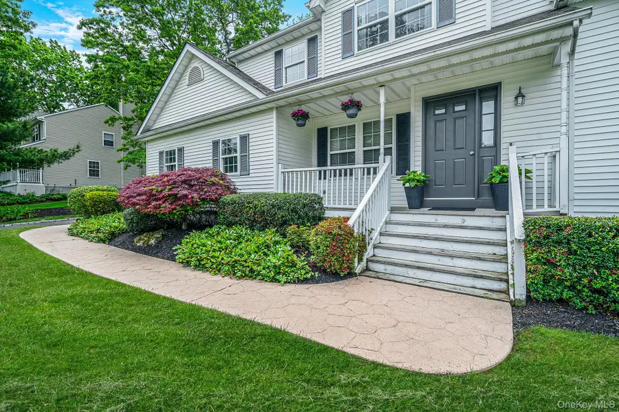 24 4th Avenue, Rocky Point, NY 11778 - #2