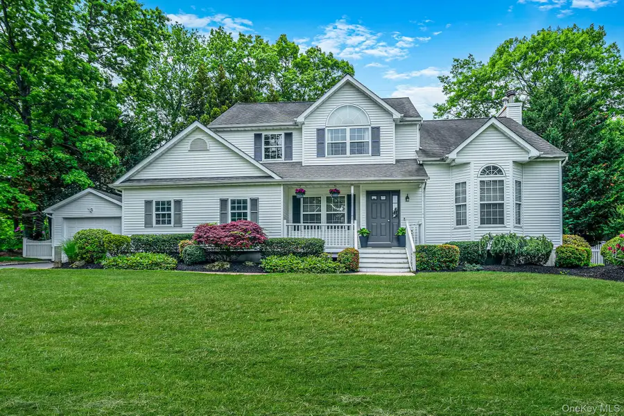 24 4th Avenue, Rocky Point, NY 11778 - #3