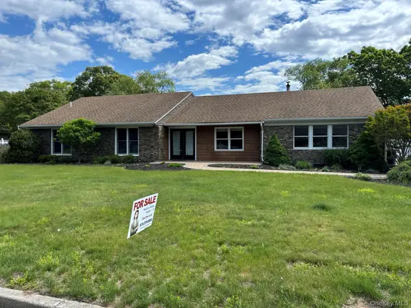 42 Annandale Road, Stony Brook, NY 11790