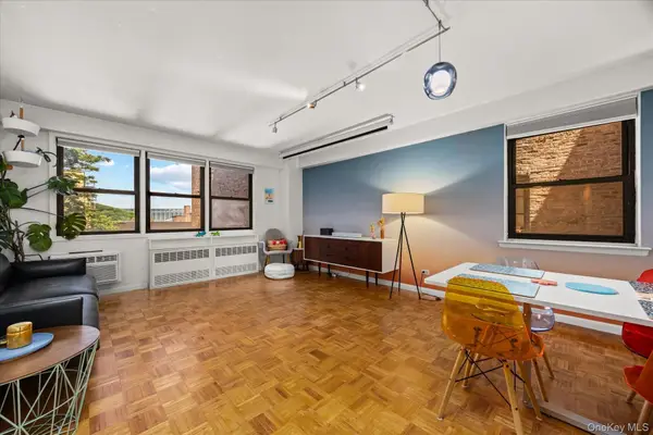 579 W 215 Street #5C, New York (Manhattan), NY 10034