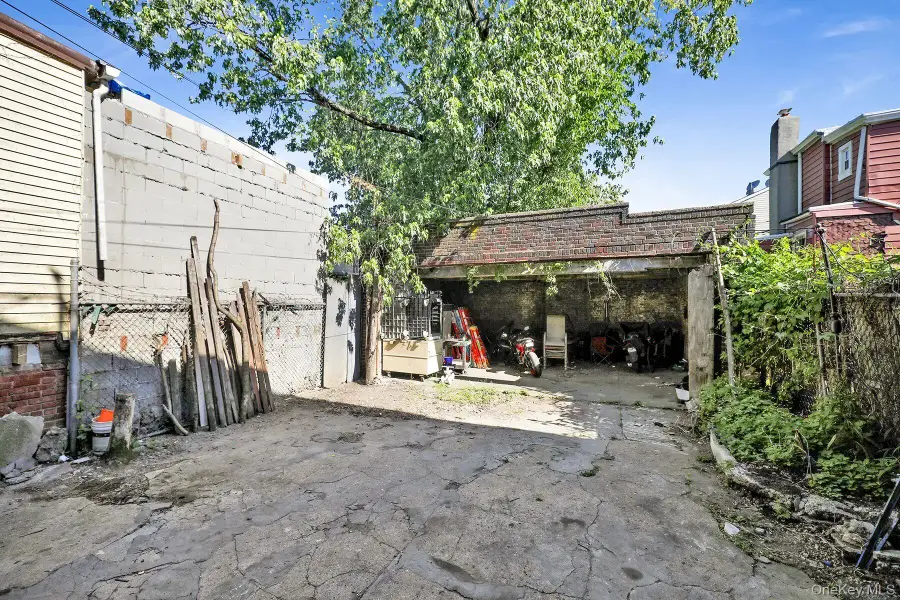 863 Dumont Avenue, Brooklyn, NY 11207 - #3