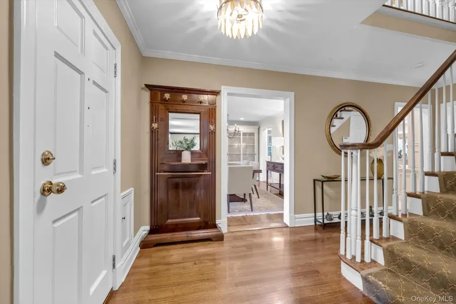 74 Litchfield Road, Port Washington, NY 11050 - #2
