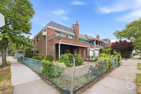 63-01 Borden Avenue, Maspeth, NY 11378