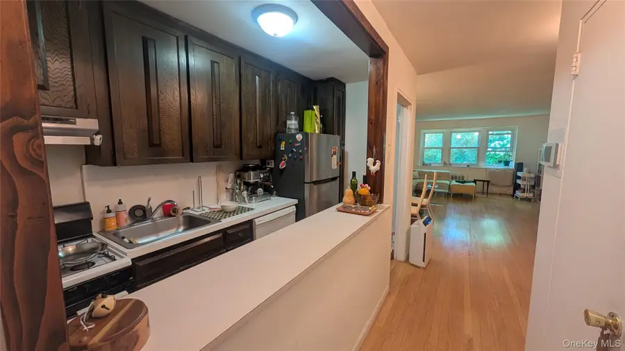 30 Pearsall Avenue N #3P, Glen Cove, NY 11542 - #2