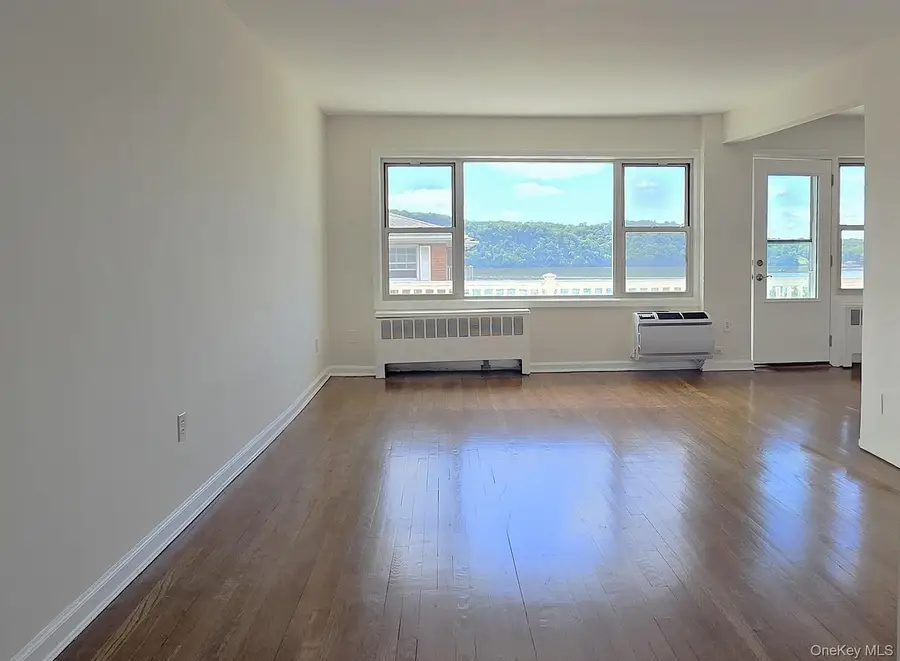 51 Maple Avenue #3B, Hastings On Hudson, NY 10706 - #2