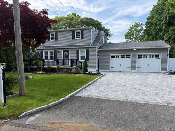 147 Baybright Drive E, Shirley, NY 11967
