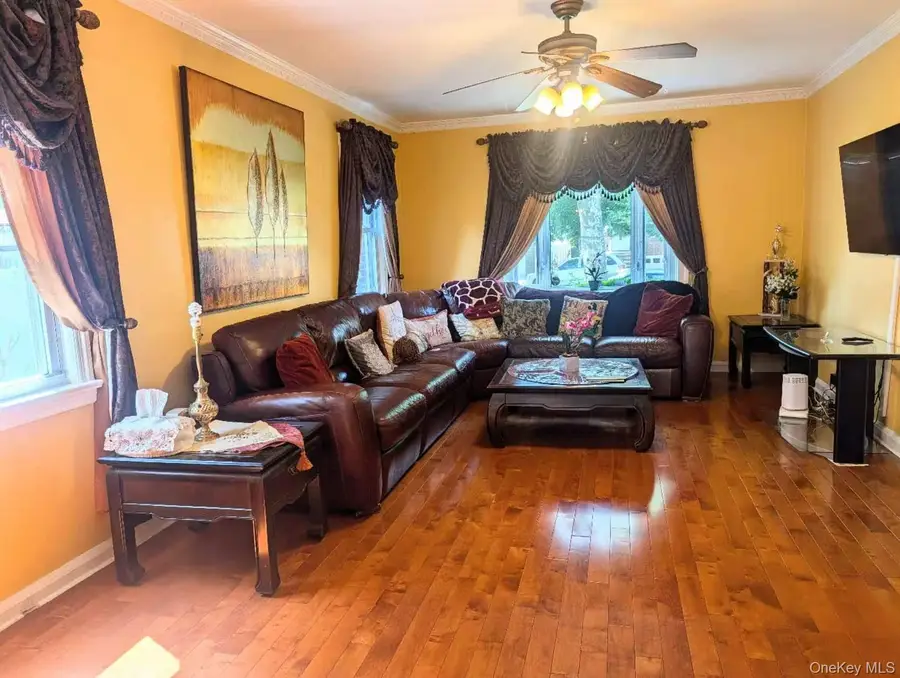 16411 67th Avenue, Fresh Meadows, NY 11365 - #3