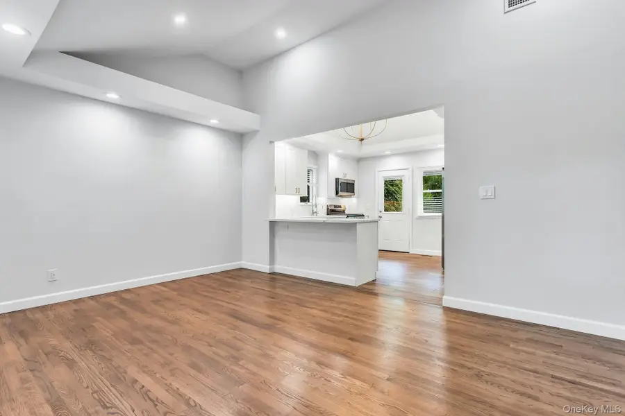 1 Coles, Glen Cove, NY 11542 - #3