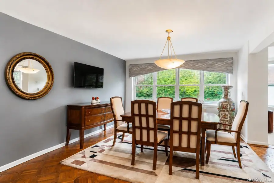 180 S Middle Neck Road #1N, Great Neck, NY 11021 - #3