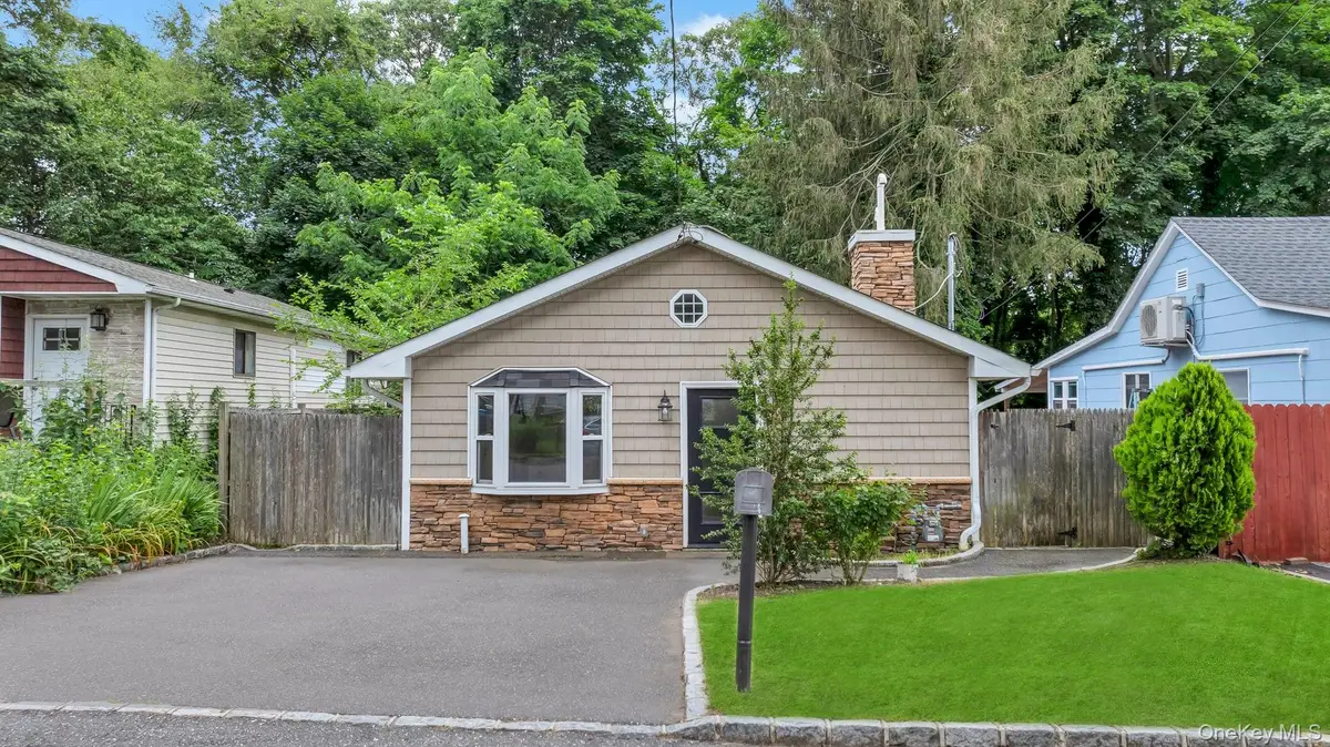 30 Harding Road, Ronkonkoma, NY 11779 - #1