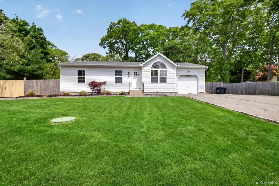 23 Wills Avenue, Mastic, NY 11950 - #3