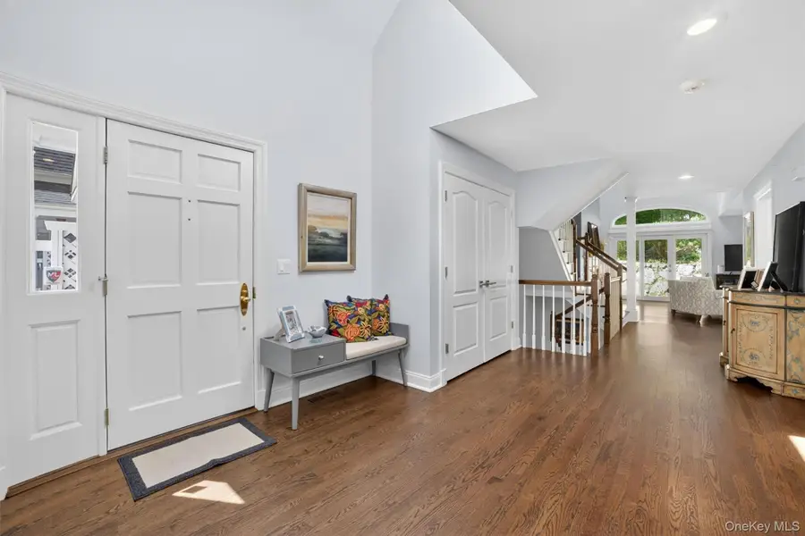 26 Wyndham Close, White Plains, NY 10605 - #2