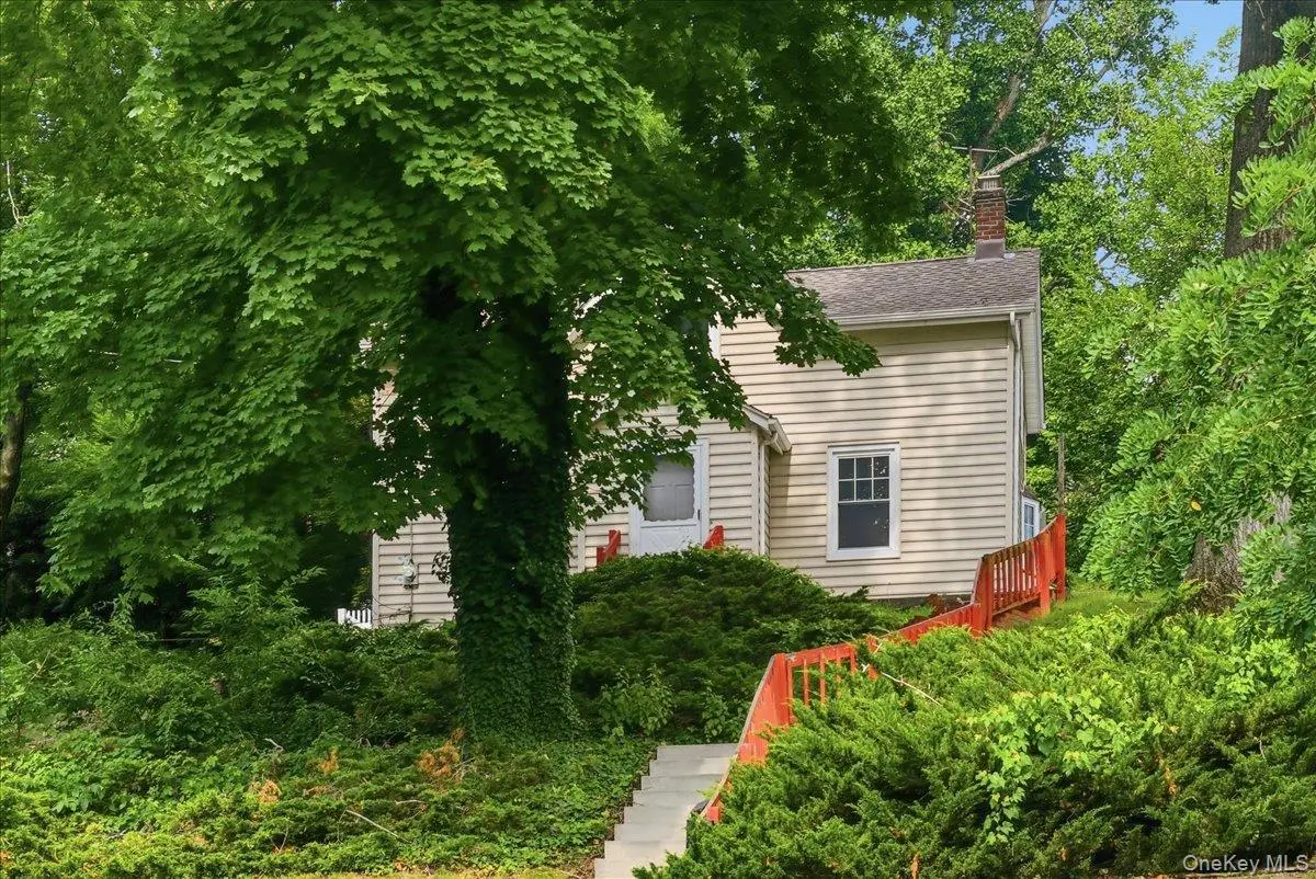 42 Revolutionary Road, Ossining, NY 10562 - #1