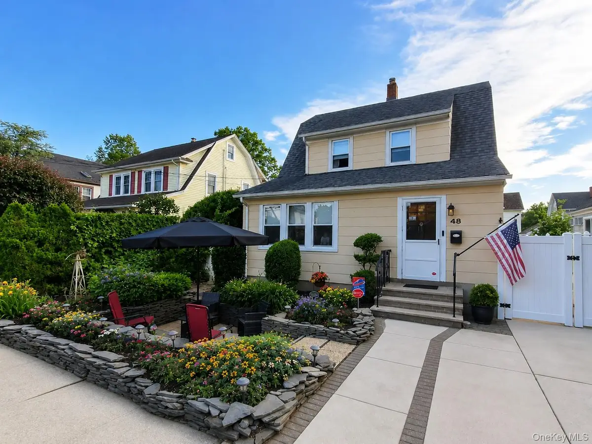 48 Poplar Street, West Hempstead, NY 11552 - #1